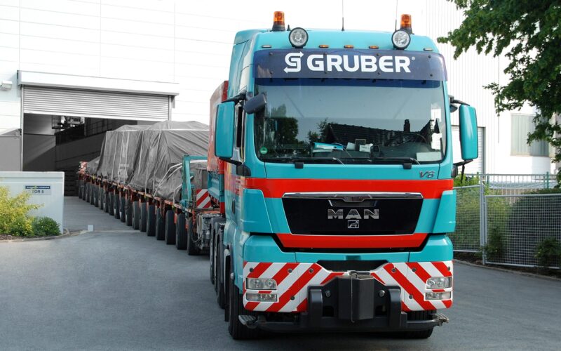 Service Maschinentransport